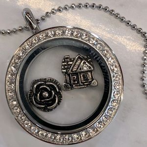 Origami Owl locket necklace